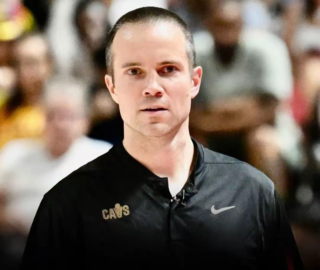 NBA队主教练发声，誓言带队登顶