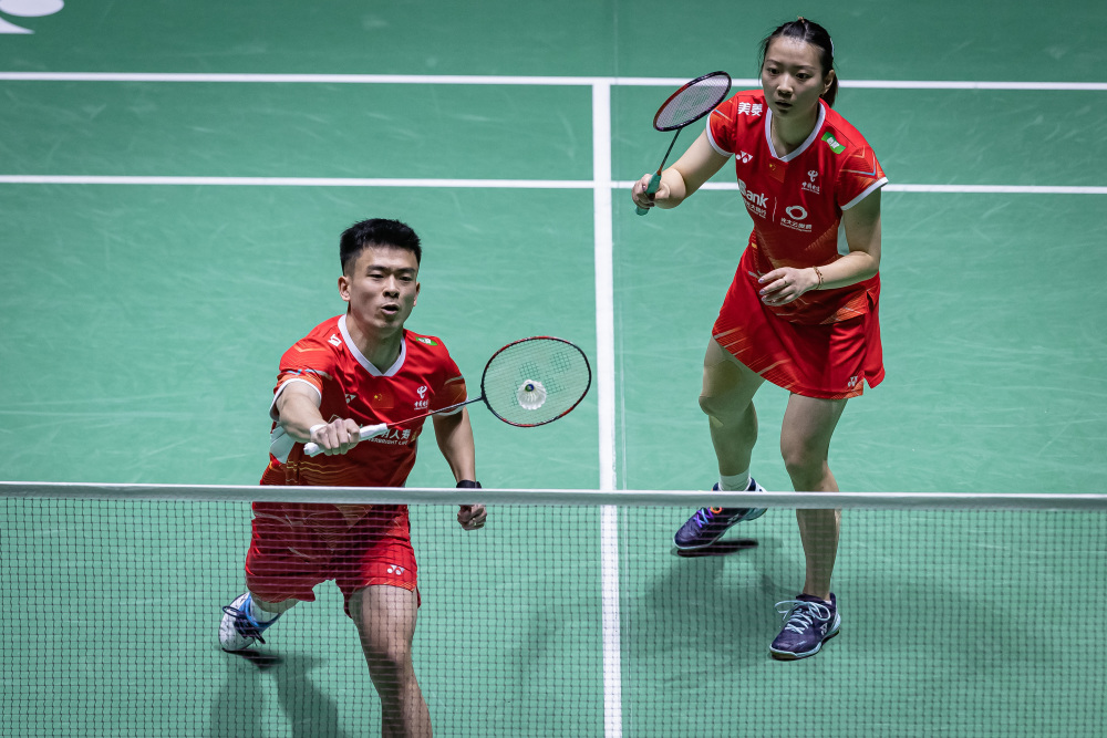 中国队轻取法国队，郑思维惊艳四座