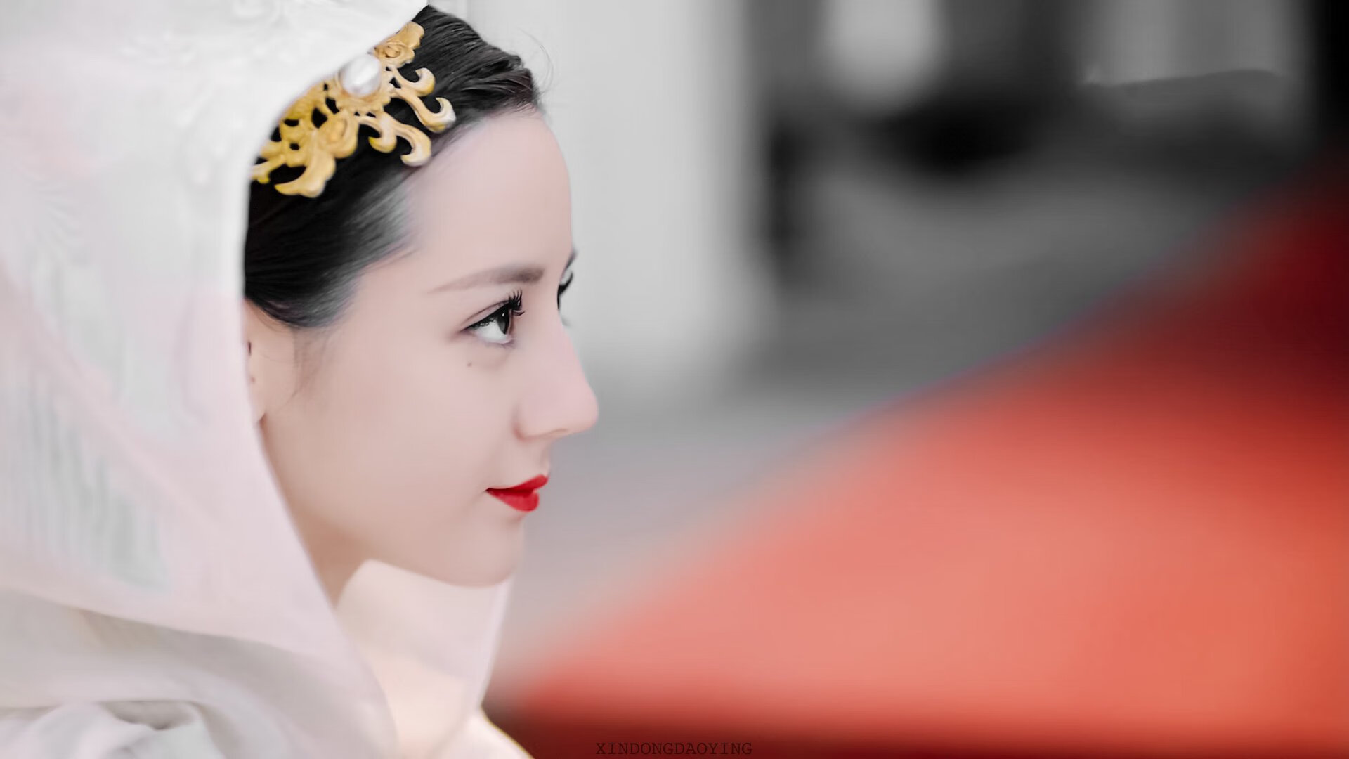 狩猎时刻，拉文在暴风雨中降临