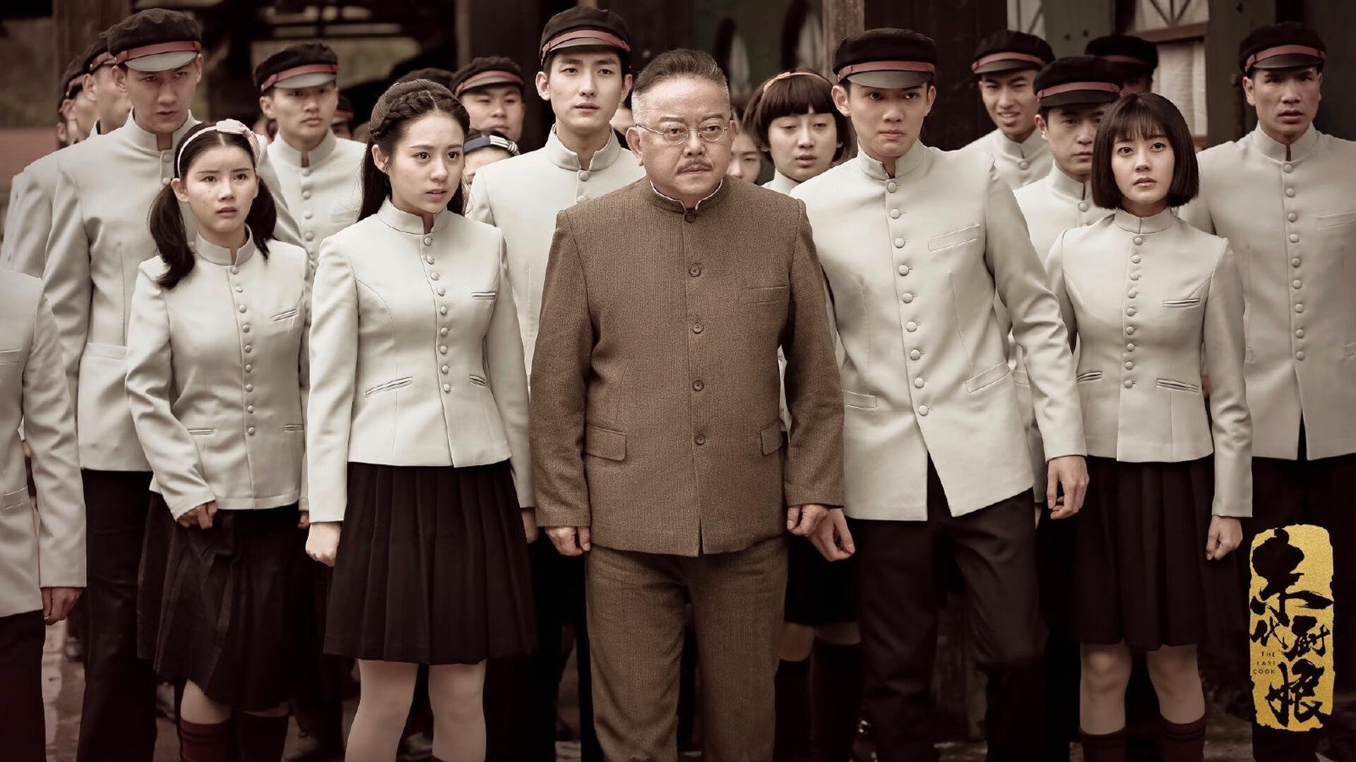 蛰伏与主宰，从上海队到小贾伦，分形宇宙中的英雄模式