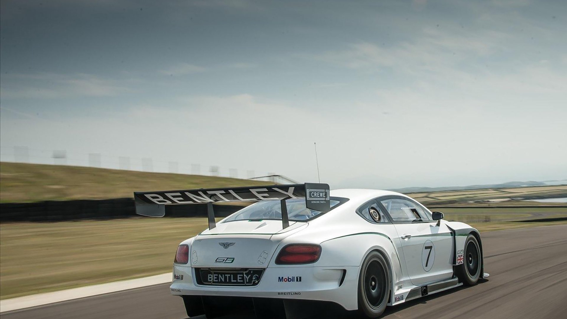 蛰伏与主宰，从上海队到小贾伦，分形宇宙中的英雄模式