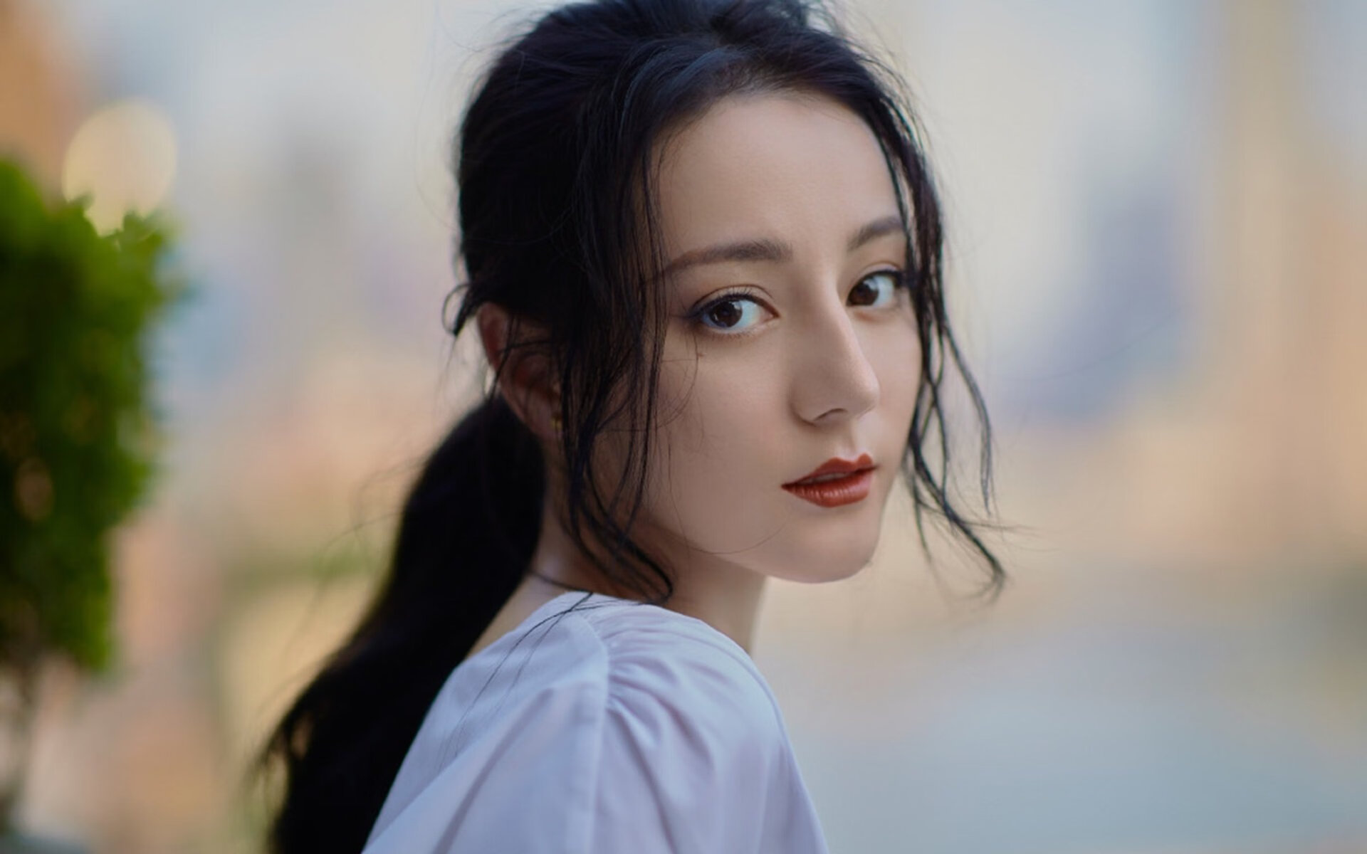 戈贝尔不当蓝领！马刺三波攻击波皆由他策动，骑士内线沦为提款机