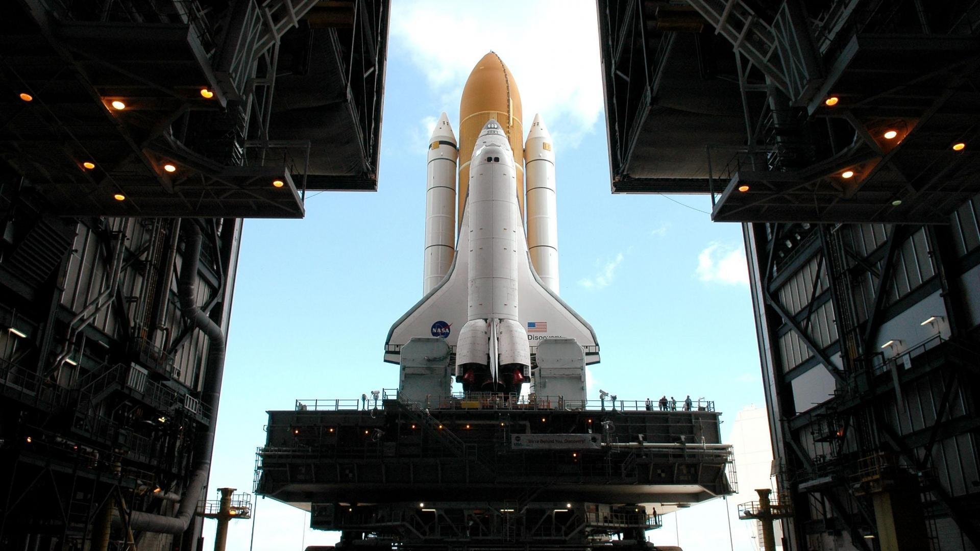 赛道上的绿茵战争，曼城以F1冠军姿态力克佛罗伦萨，点燃年度争冠焦点战