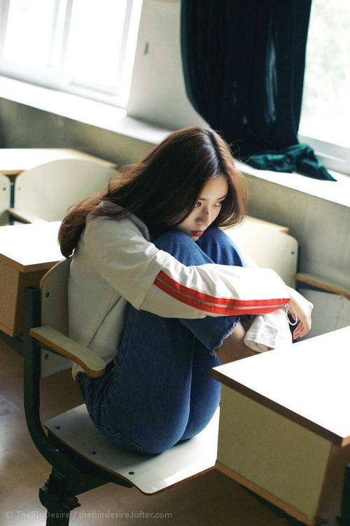 铁壁碎声，霍勒迪的防守撕裂舞蹈