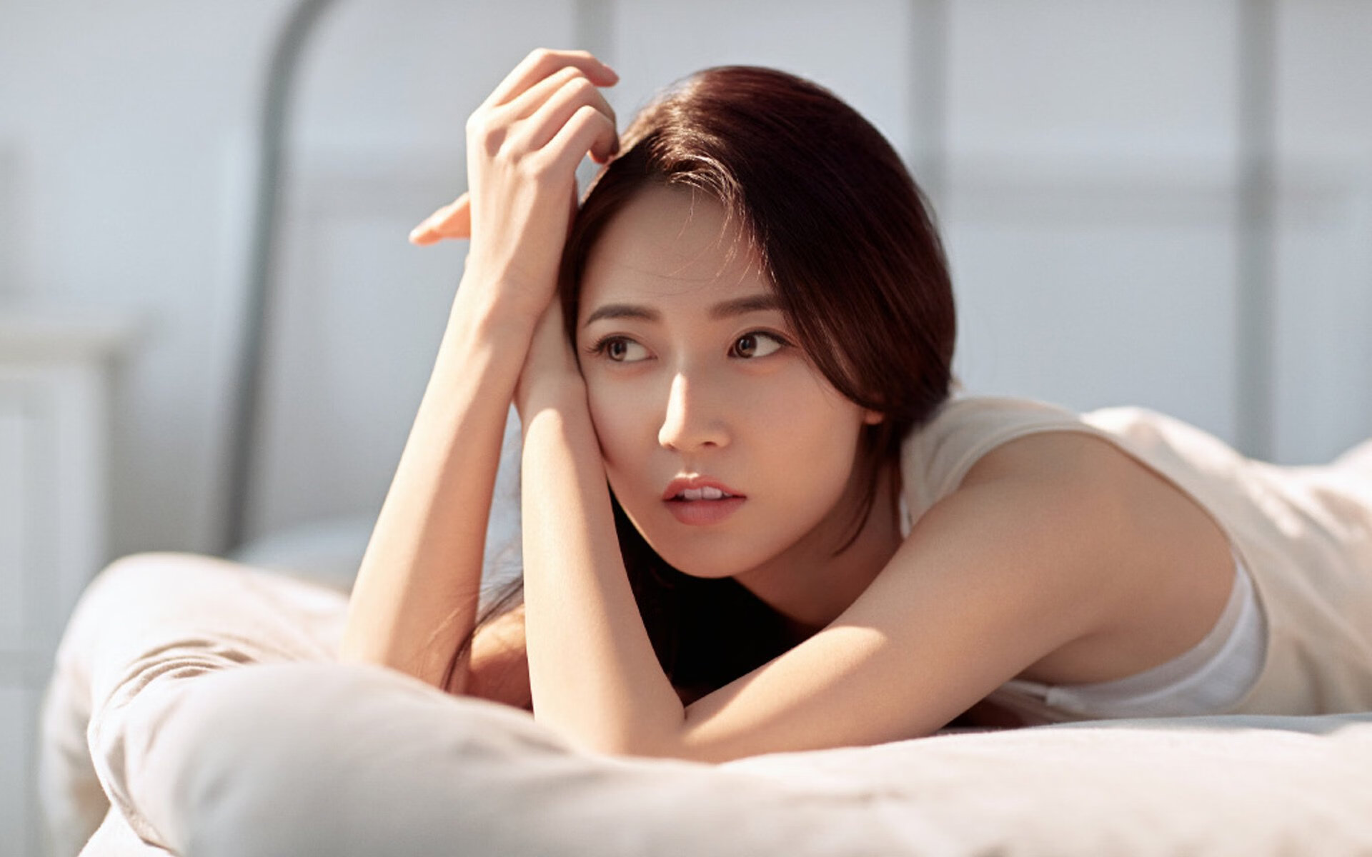 孤星引航，恩比德47分力压锡安，火箭险胜鹈鹕搭上季后赛末班车