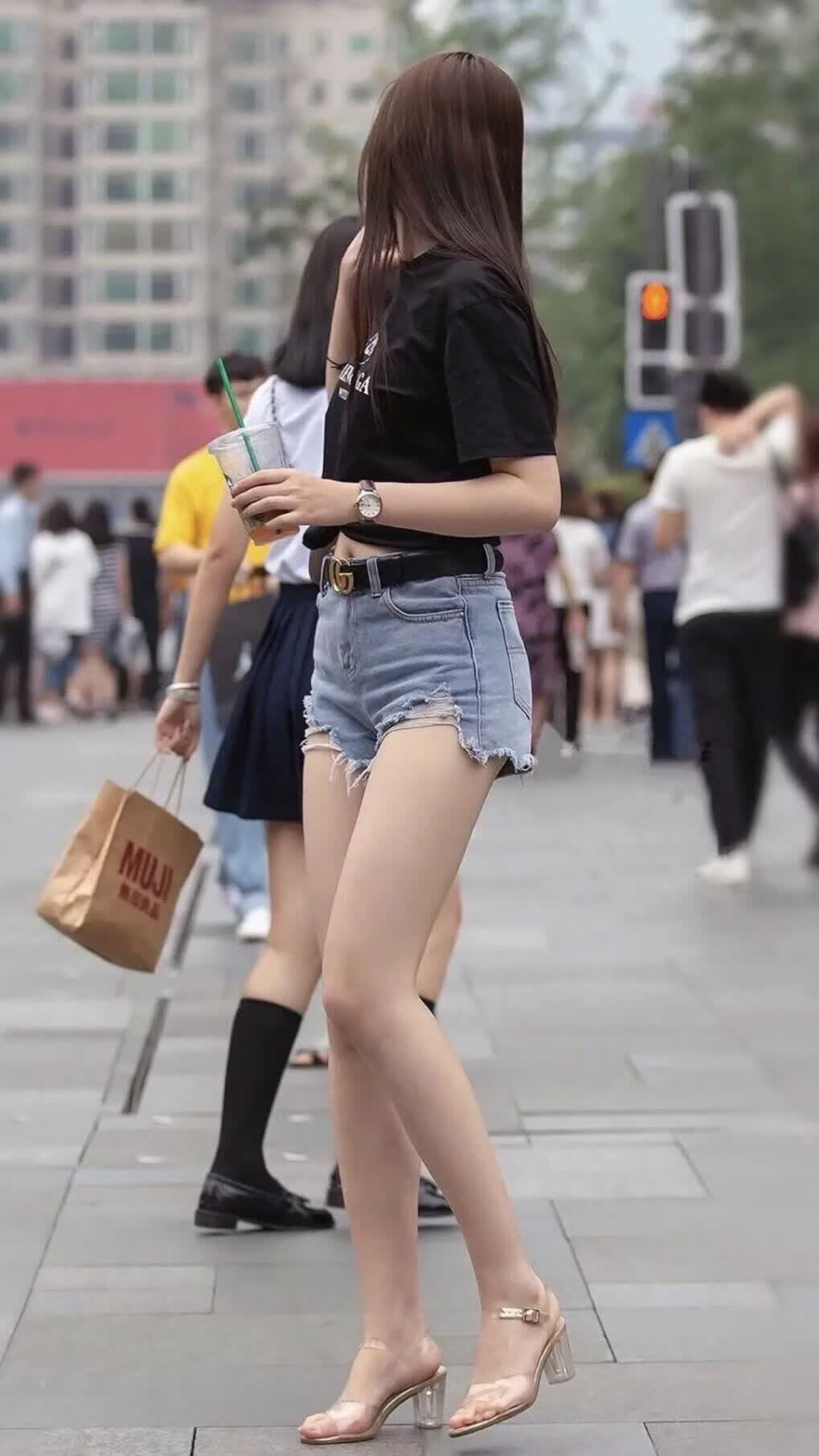 当安第斯雄鹰啄碎暹罗之梦，2026世界杯D组上演奥斯卡剧本，奥斯梅恩封神之夜